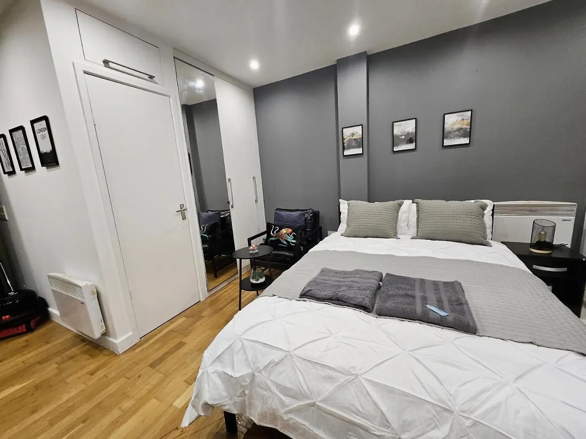 Gdy0 - The Green Dragon Apartment Лондон